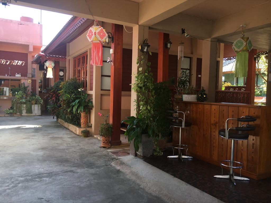 Chok-Wasana Guest House Mae Sariang Esterno foto